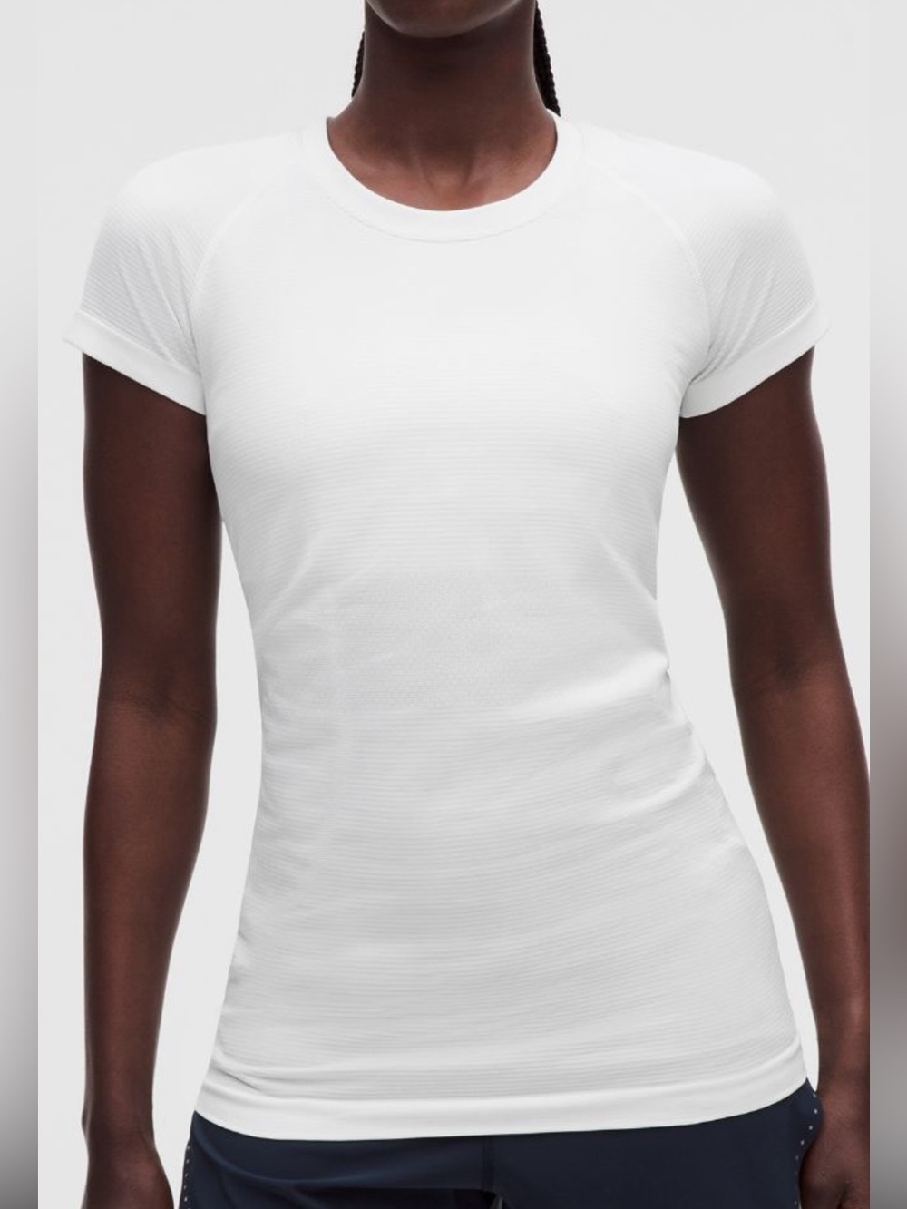 Lululemon Swiftly Tech Short-Sleeve Shirt 2.0 Hip Length
